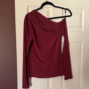 Elegant Babaton Off-Shoulder Top